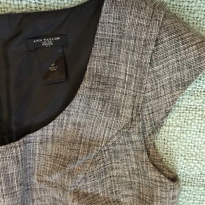 Ann Taylor scoop necked, tailored sheath dress, 4P